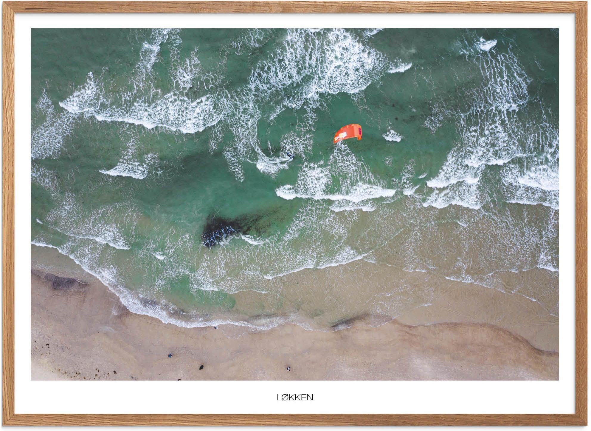Plakat Løkken Surfer Naturplakat Plakater Nordjylland Plakat Plakatsnedkeren Drone Plakater - Plakatsnedkeren Plakater