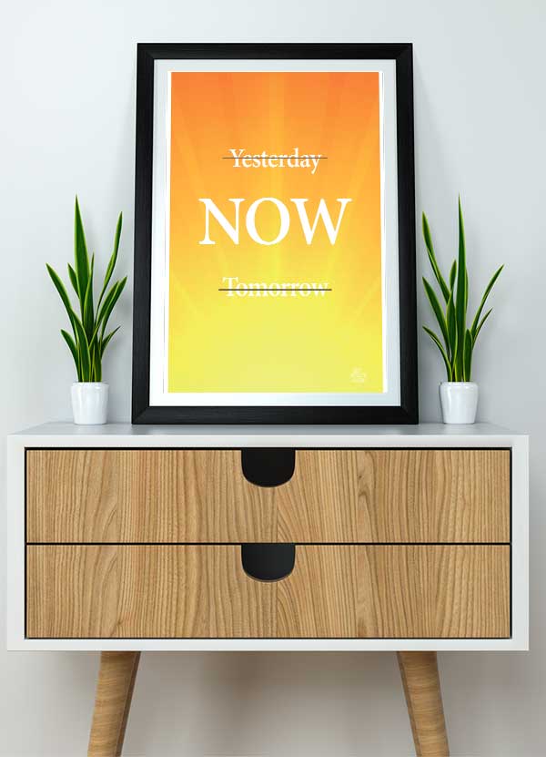 Yesterday Now Tomorrow Plakat Gul 199 - Det Bedste Hjem Plakater