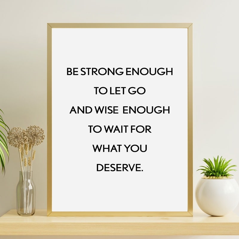 Plakat Strong Enough Let - Plakater